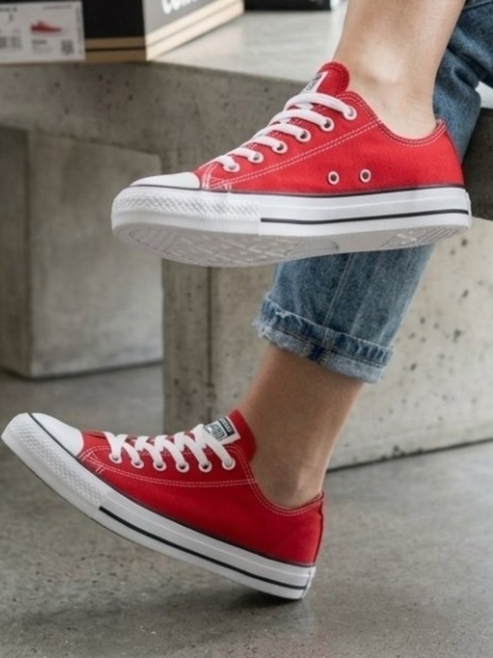 Converse Chuck Taylor All Star OX Low-Tops Unisex Red NEW W/ BOX Red